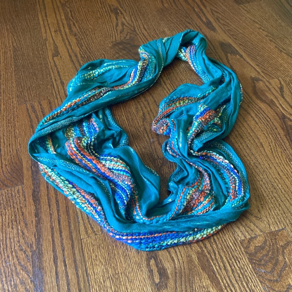 Scarf!